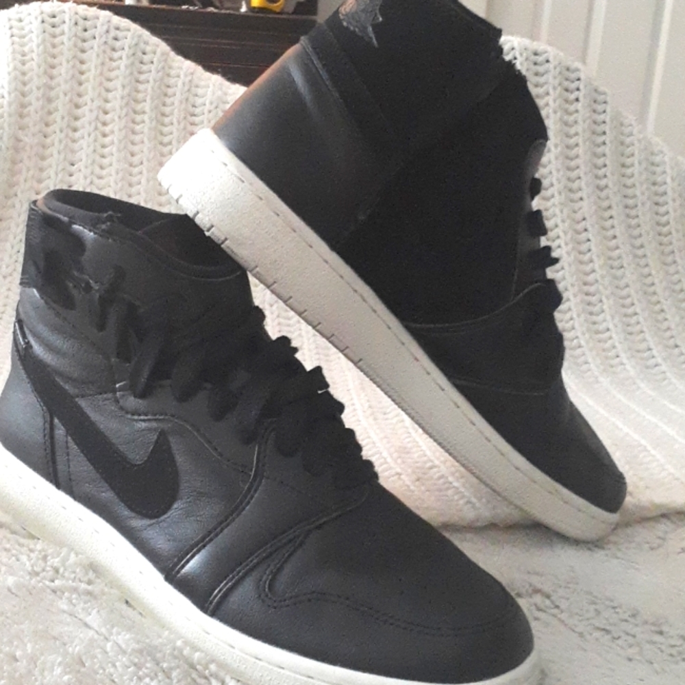 Nike Air Jordan high tops